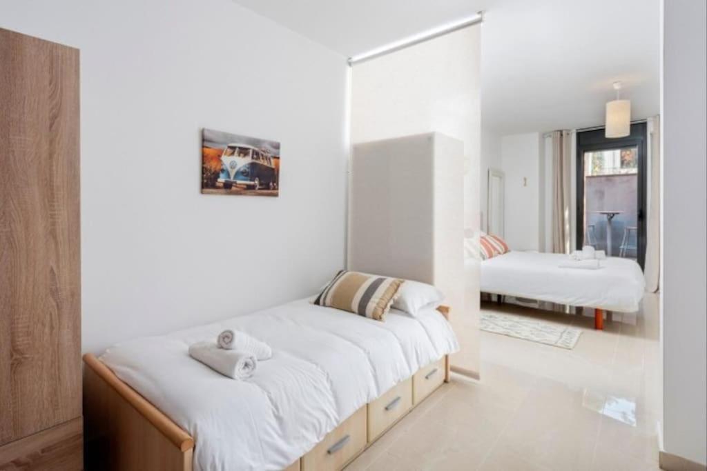 Acogedor Apartamento Cerca Del Casco Antiguo Херона Екстериор снимка