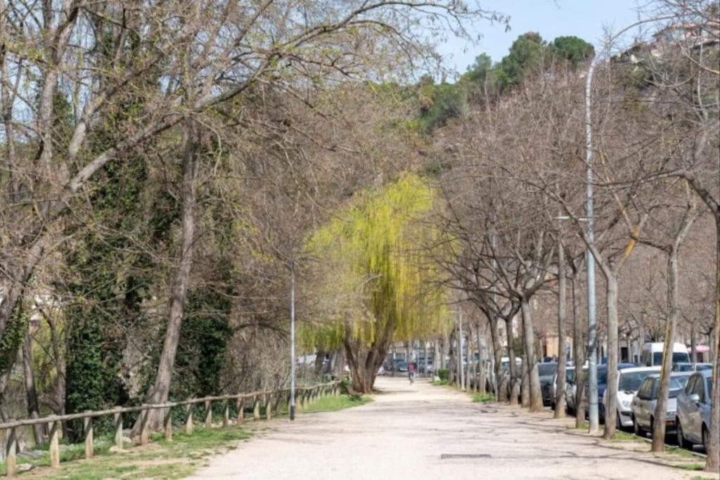 Acogedor Apartamento Cerca Del Casco Antiguo Херона Екстериор снимка